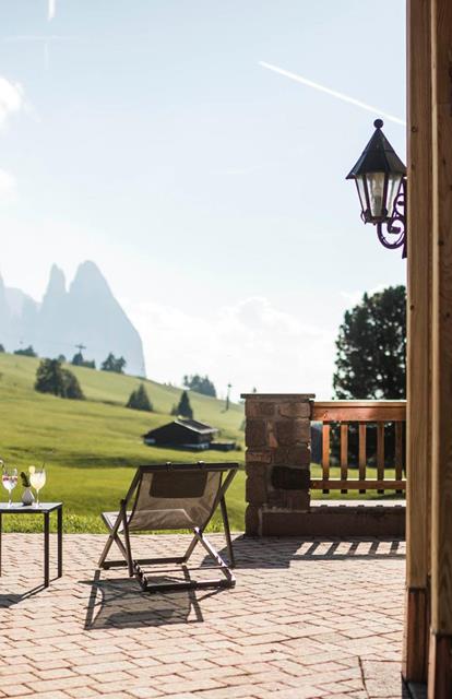 Terrace with a view on the Schlern