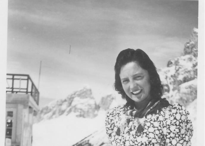 Paula draußen im Winter