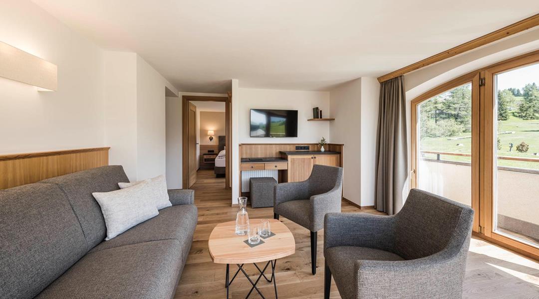 Der Wohnraum der Panoramic Suite